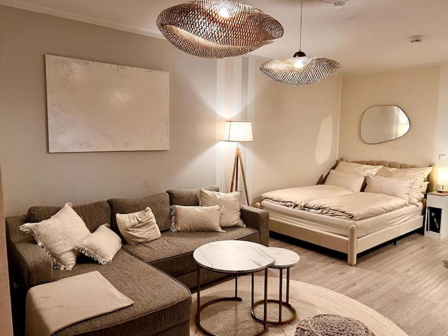 Stylish Studio Apartment With Beautiful Balcony Ingolstadt Exterior foto